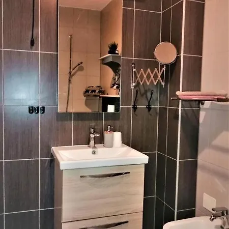 Apartment 2251 *
